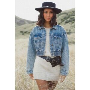 Hollister Women's Light Wash Cropped Denim Jacket Elastic Hem Button Front S